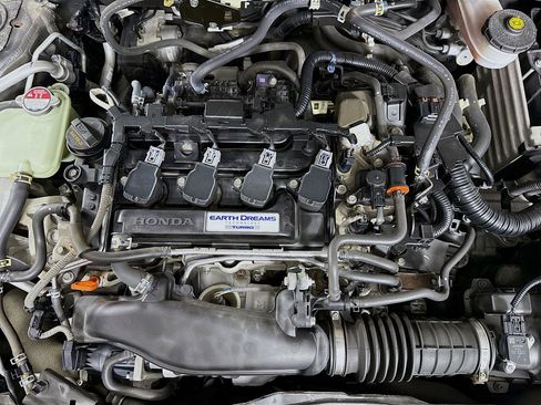 Used 2018 Honda Civic Sport image 38