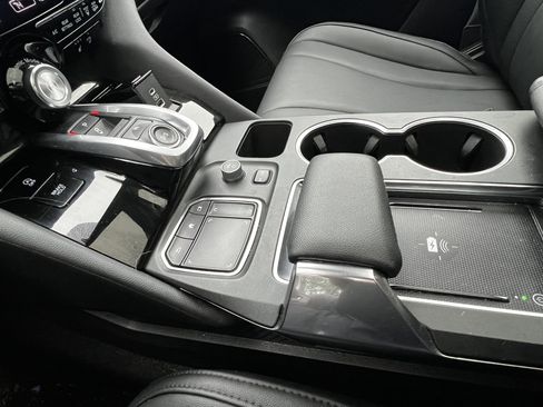 Certified 2024 Acura MDX SH-AWD image 26