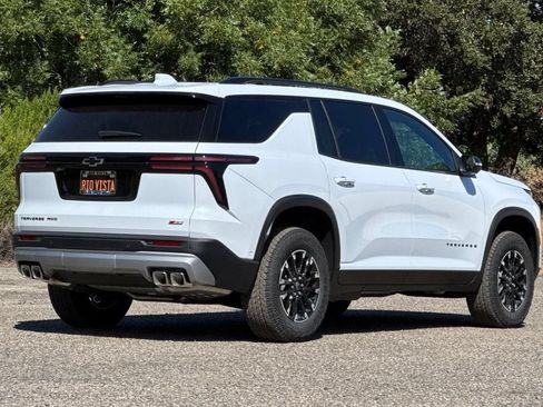 New 2026 Chevrolet Traverse Z71 w/ Enhanced Driving Package AWD/4WD image 4