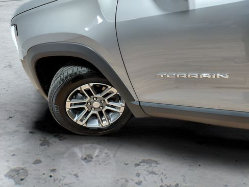 Used 2026 GMC Terrain Elevation AWD/4WD image 13