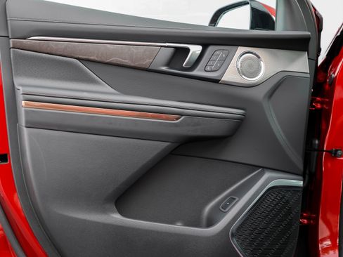 New 2025 Buick Enclave Avenir w/ Super Cruise Package image 19