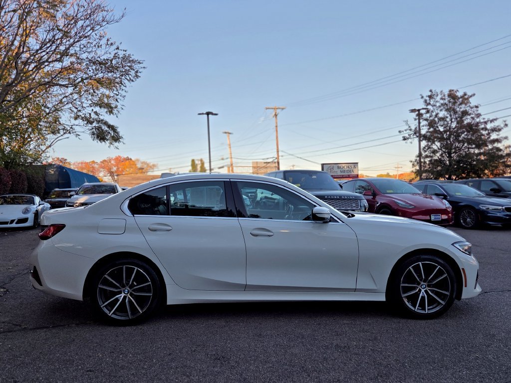 Used 2019 BMW 330i xDrive Sedan w/ Driving Assistance Package AWD/4WD image 7