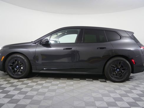 Certified 2023 BMW iX xDrive50 w/ Premium Package image 6