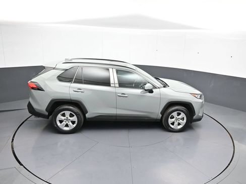 Certified 2020 Toyota RAV4 XLE w/ Convenience Package AWD/4WD image 38