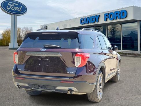 Used 2023 Ford Explorer XLT w/ Equipment Group 202A AWD/4WD image 4