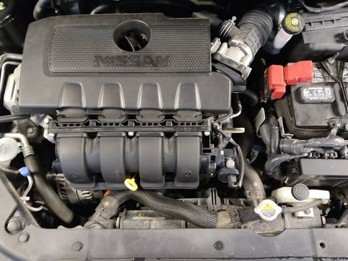 Used 2019 Nissan Sentra S image 30