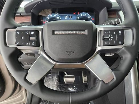 New 2025 Land Rover Discovery Dynamic SE AWD/4WD image 21
