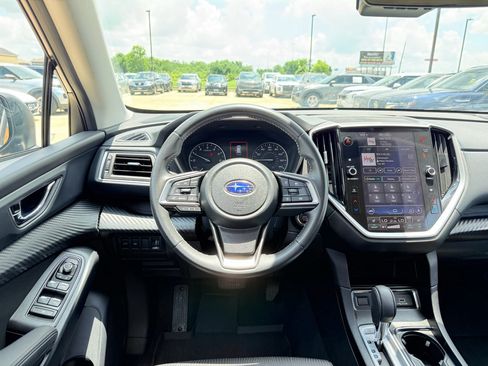 Used 2023 Subaru Ascent Premium w/ Convenience Package AWD/4WD image 21