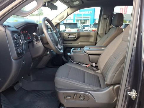 Used 2022 Chevrolet Silverado 1500 Custom Trail Boss AWD/4WD image 19