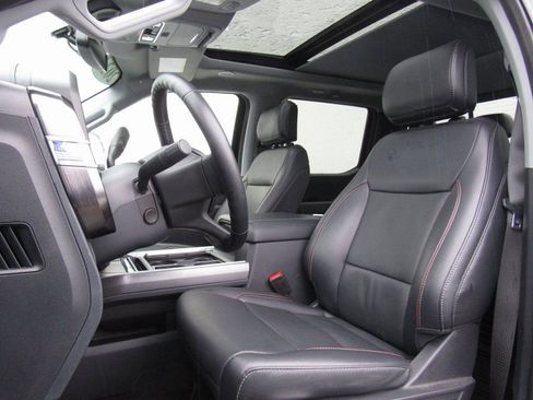 Used 2024 Ford F350 Lariat w/ Lariat Ultimate Package image 15