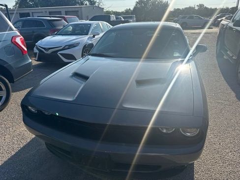 Certified 2023 Dodge Challenger SXT w/ Plus Package RWD image 2