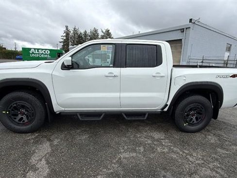 New 2026 Nissan Frontier PRO-4X w/ Pro-4x Convenience Package image 7