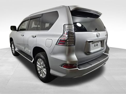 Used 2018 Lexus GX 460 Premium w/ Premium Package AWD/4WD image 5