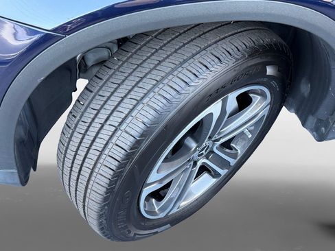 Used 2021 Mercedes-Benz GLC 300 4MATIC image 9