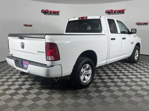Used 2017 RAM 1500 Express AWD/4WD image 3