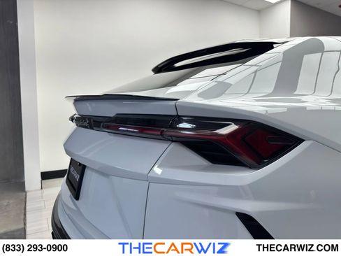 Used 2020 Lamborghini Urus image 29