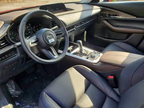 Used 2024 MAZDA CX-30 AWD 2.5 S w/ Premium Package image 9