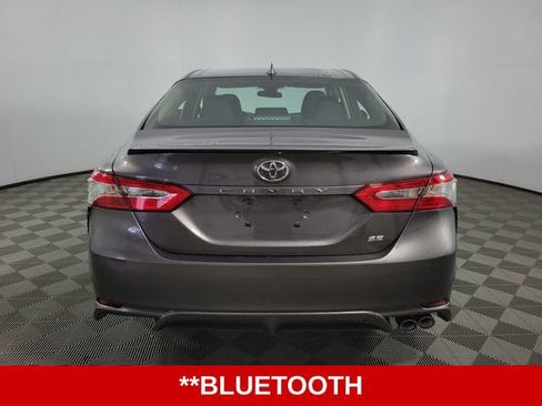 Used 2020 Toyota Camry SE image 7
