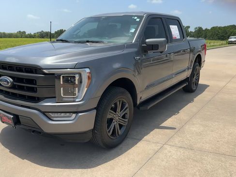 Used 2021 Ford F150 Lariat w/ Equipment Group 502A High AWD/4WD image 4