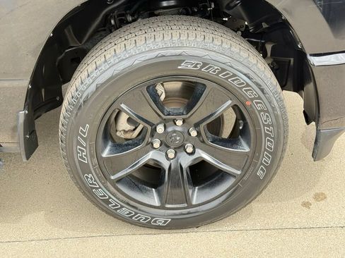 Used 2023 RAM 1500 Big Horn AWD/4WD image 11
