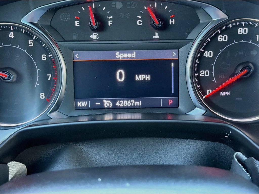 Used 2025 Chevrolet Blazer LT FWD image 12