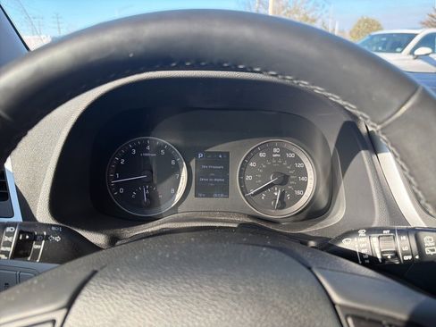 Used 2017 Hyundai Tucson Sport w/ Cargo Package image 27