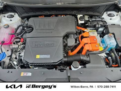 Certified 2025 Kia Niro EX w/ EX Cold Weather Package FWD image 29