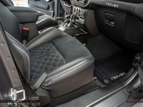 Used 2019 Jeep Wrangler Unlimited Sport S AWD/4WD image 27