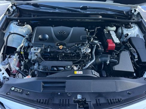 Used 2021 Toyota Camry LE image 22