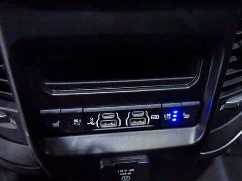 Used 2020 RAM 1500 Limited image 35