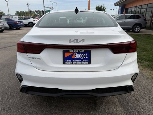 Used 2024 Kia Forte LXS FWD image 4