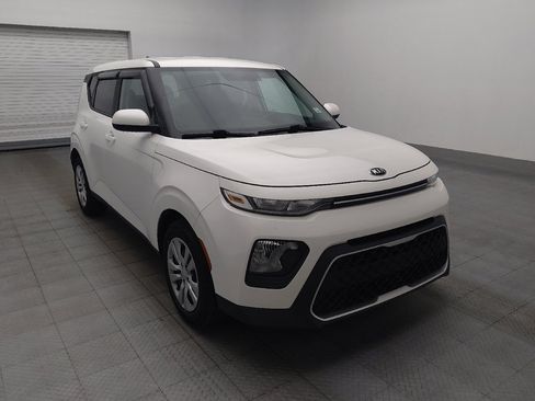 Used 2021 Kia Soul LX FWD image 13