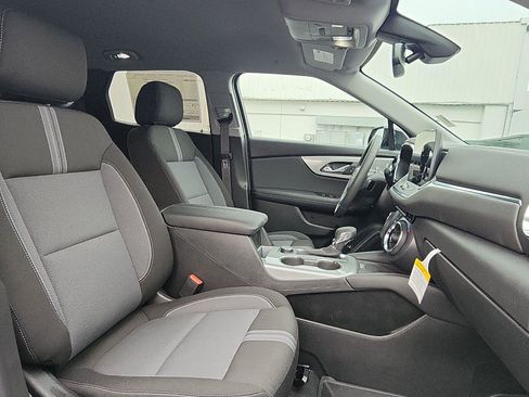 New 2026 Chevrolet Blazer LT w/ Convenience Package image 23