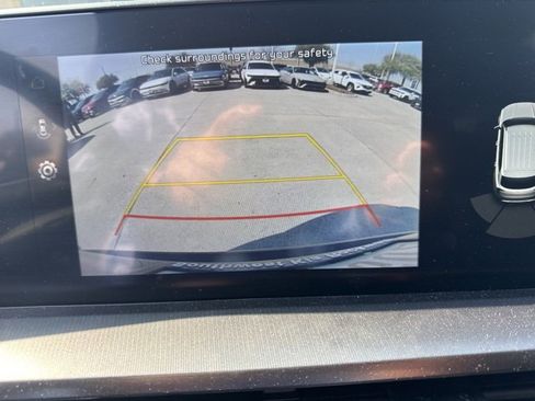 Used 2024 Kia Telluride S w/ S Sunroof Package image 6