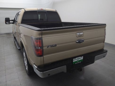 Used 2014 Ford F150 Lariat w/ Lariat Chrome Package image 6