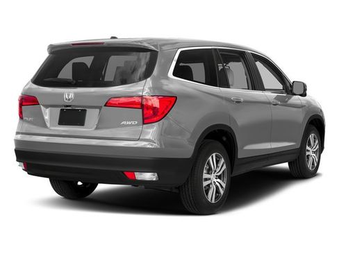Used 2017 Honda Pilot EX-L image 2