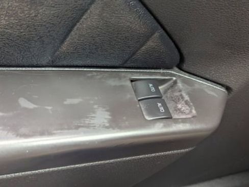 Used 2012 Ford Mustang Coupe w/ V6 Performance Pkg image 26