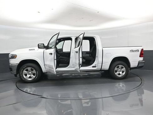 Used 2025 RAM 1500 Big Horn AWD/4WD image 56