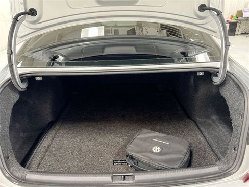 Used 2016 Volkswagen Passat 1.8T S image 23