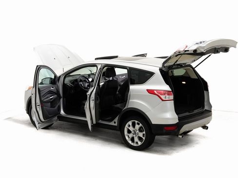 Used 2013 Ford Escape SEL image 29