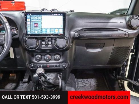 Used 2017 Jeep Wrangler Unlimited Sahara image 44