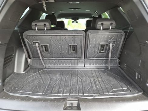 Used 2023 Chevrolet Traverse LT w/ LPO, Floor Liner Package AWD/4WD image 11