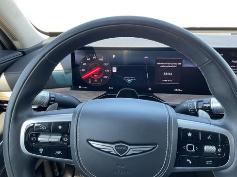 Used 2025 Genesis GV80 3.5T Prestige AWD/4WD image 12