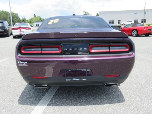 Used 2020 Dodge Challenger SXT w/ Plus Package RWD image 6