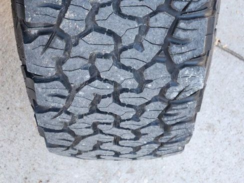 Used 2024 Chevrolet Silverado 1500 ZR2 w/ Technology Package image 19