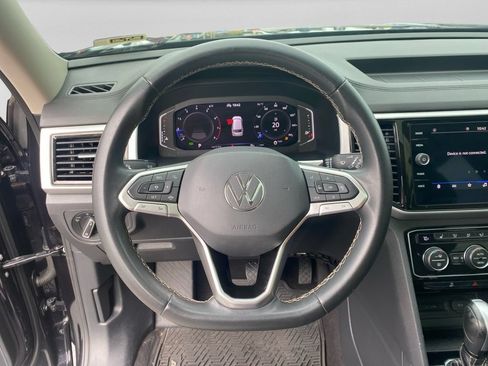 Used 2022 Volkswagen Atlas SE FWD image 19