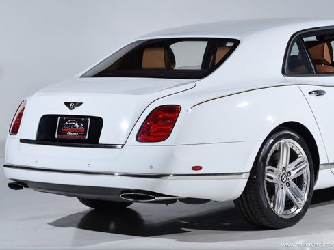 Used 2012 Bentley Mulsanne image 13