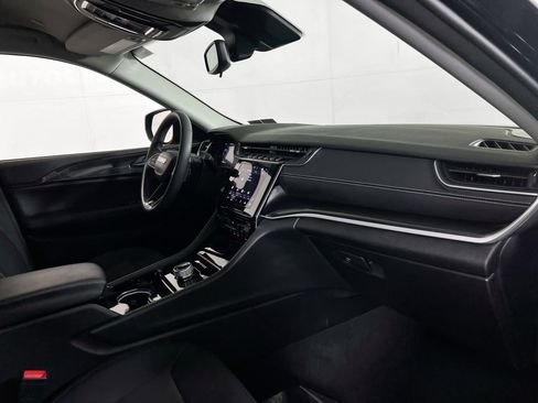 Used 2023 Jeep Grand Cherokee Laredo w/ Trailer Tow Prep Group (B) image 26