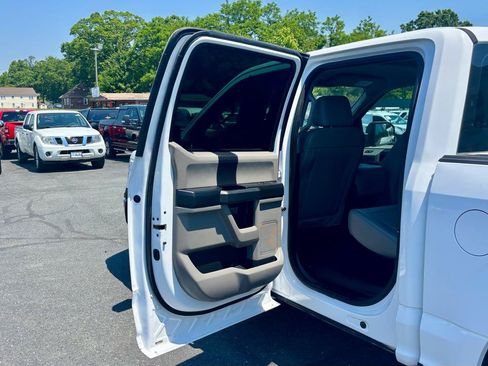 Used 2018 Ford F150 XL w/ Equipment Group 101A Mid AWD/4WD image 16