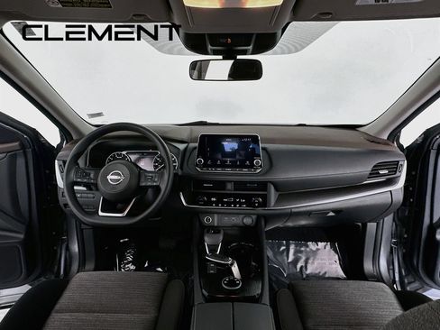 Used 2023 Nissan Rogue SV AWD/4WD image 12